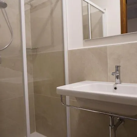 Mulino Delle Cortine 호텔 *